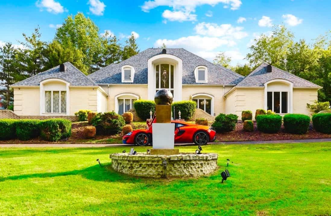 Gated Mansion - Basketball Court Movie Theater Views Big Stone Gap Exterior foto