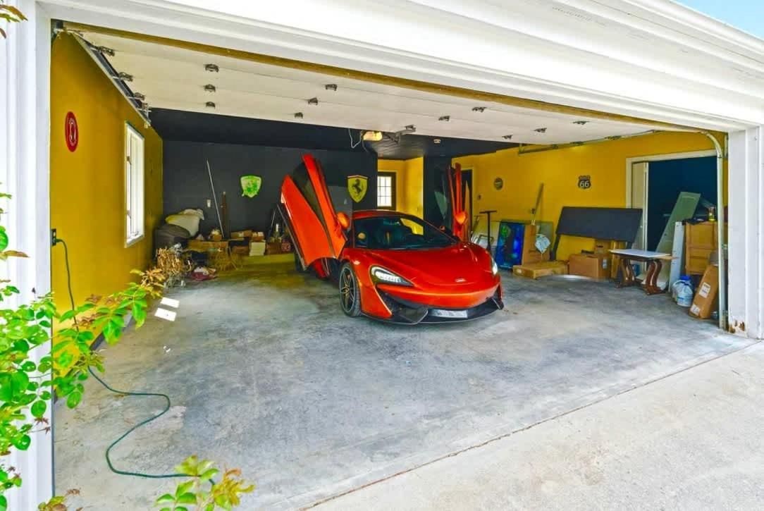 Gated Mansion - Basketball Court Movie Theater Views Big Stone Gap Exterior foto