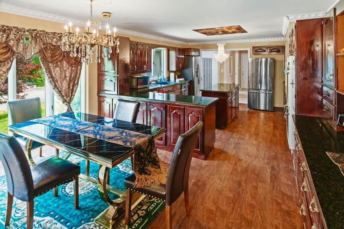 Gated Mansion - Basketball Court Movie Theater Views Big Stone Gap Exterior foto